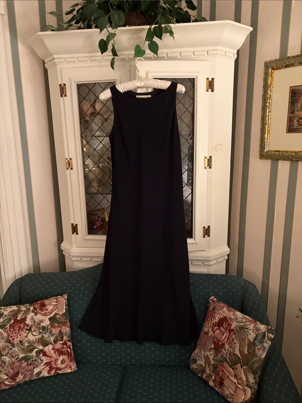 Jones New York Sleeveless Black Maxi Dress with Subtle Sparkle